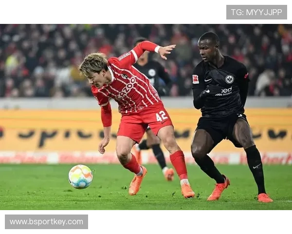 德甲赛季中失球最多的球队排名与防线分析